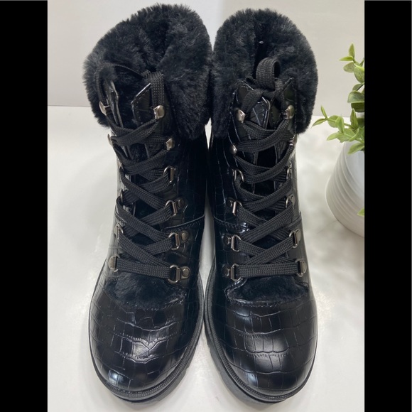 NEW Sugar Cullin Womens Faux Fur Leather Boots - Picture 2 of 8